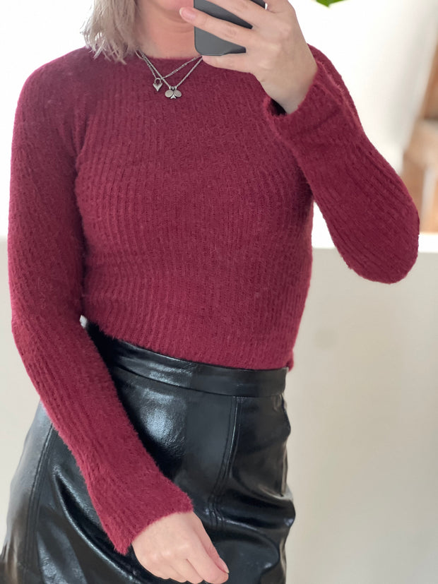 Soft knit sweater AW625 Bordeaux