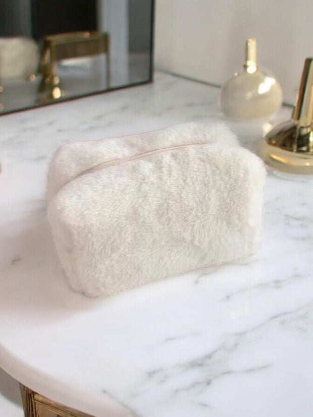 Make-up bag fluffy ecru
