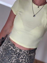 Top cropped 5156 Geel
