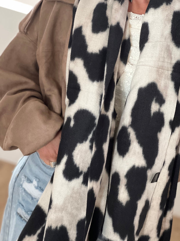 Sjaal Leopard ecru zwart
