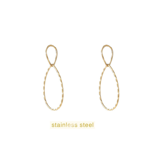 Fine Oval Dangle - 14K E56356-2
