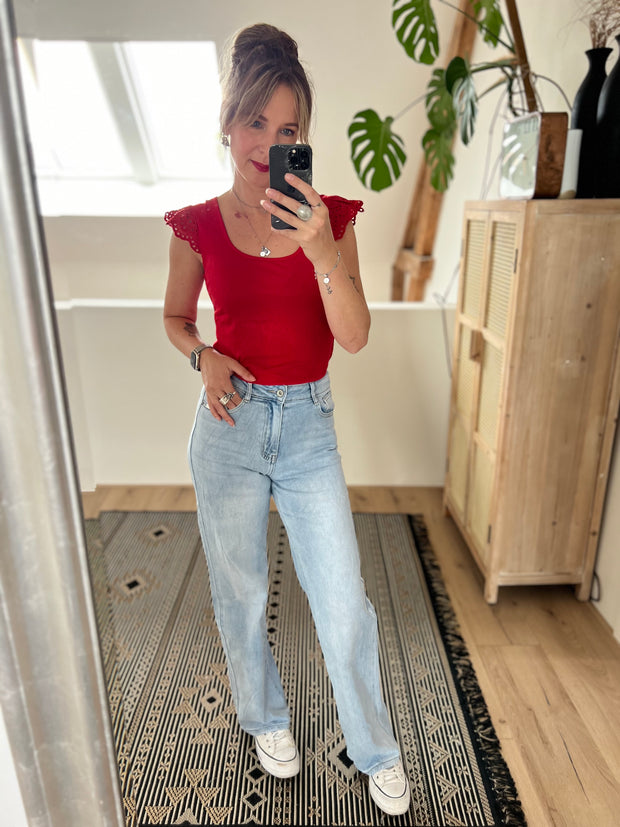 Top 13261 Broderie mouw Rood