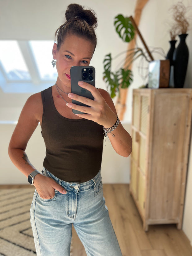 Top Basic ronde hals 5168 Bruin